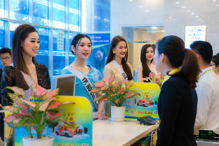 Nam A Bank tư vấn kỹ năng xây dựng doanh nghiệp xã hội cho top 60 Hoa hậu Hoàn vũ Việt Nam 2019